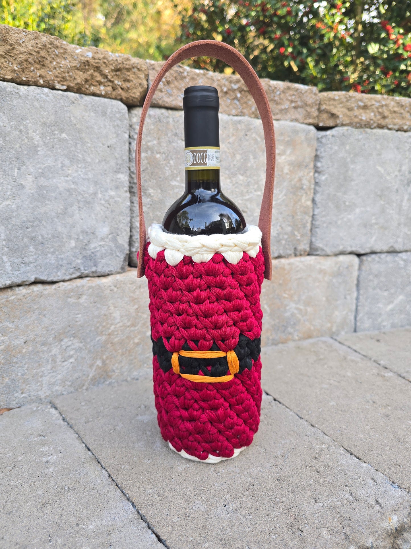 Christmas Crochet Wine Holder โ Handmade Holiday Edition