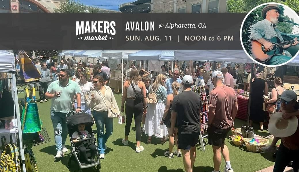 OUTDOOR MARKET ON THE PLAZA AT AVALON