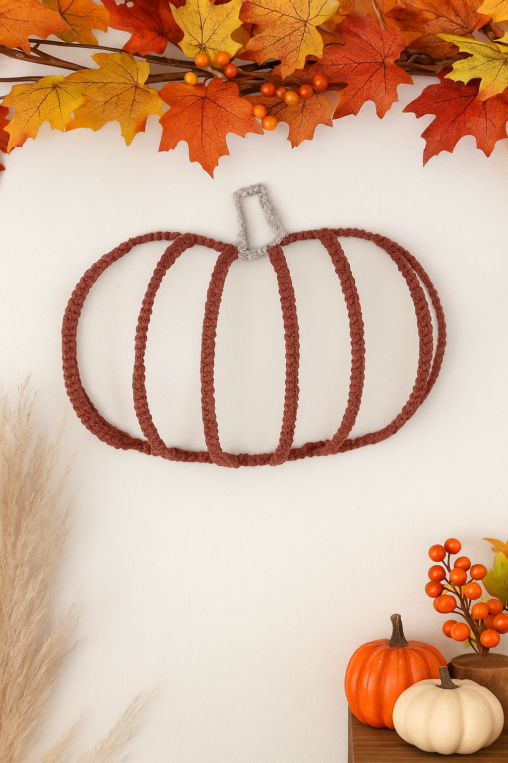 Decorative wire pumpkin 