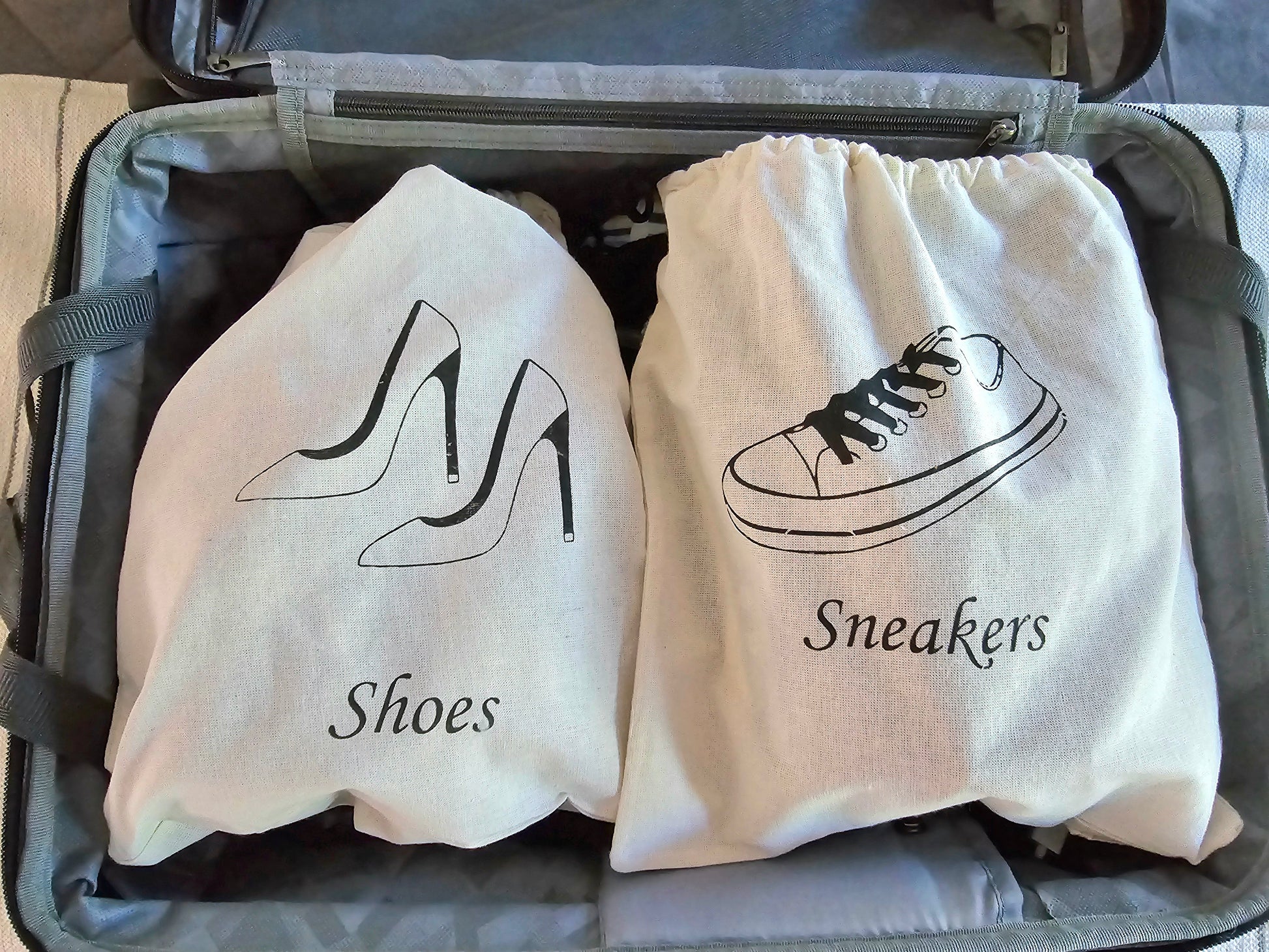 Cotton travel bag for storing shoes in suitcase