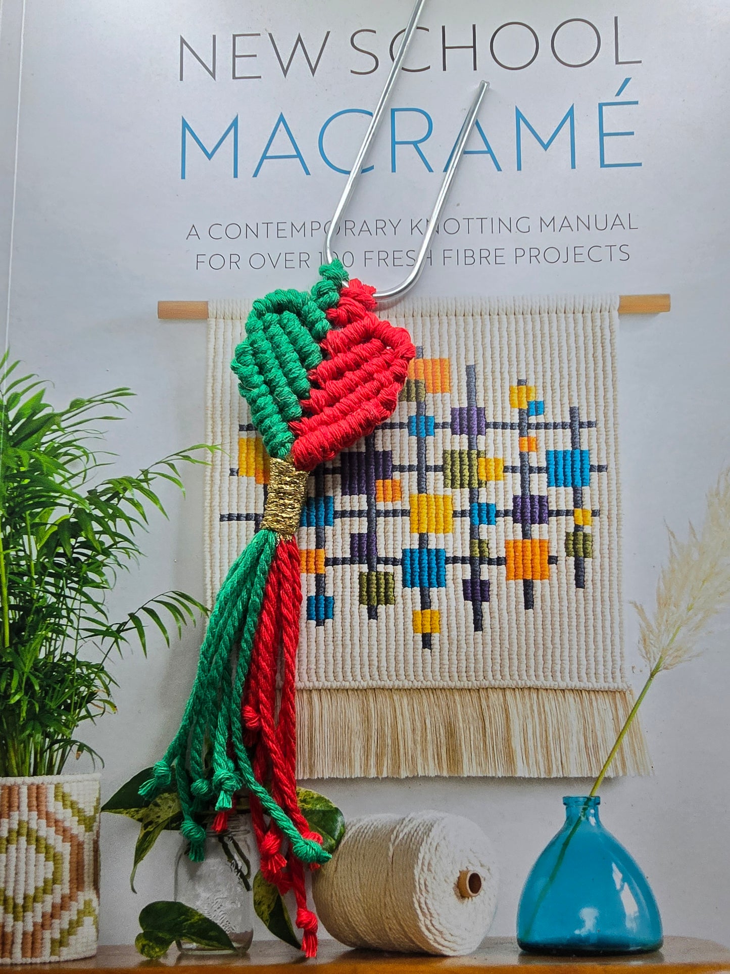 Handmade Macrame Christmas Bookmark – Holiday Gift Idea
